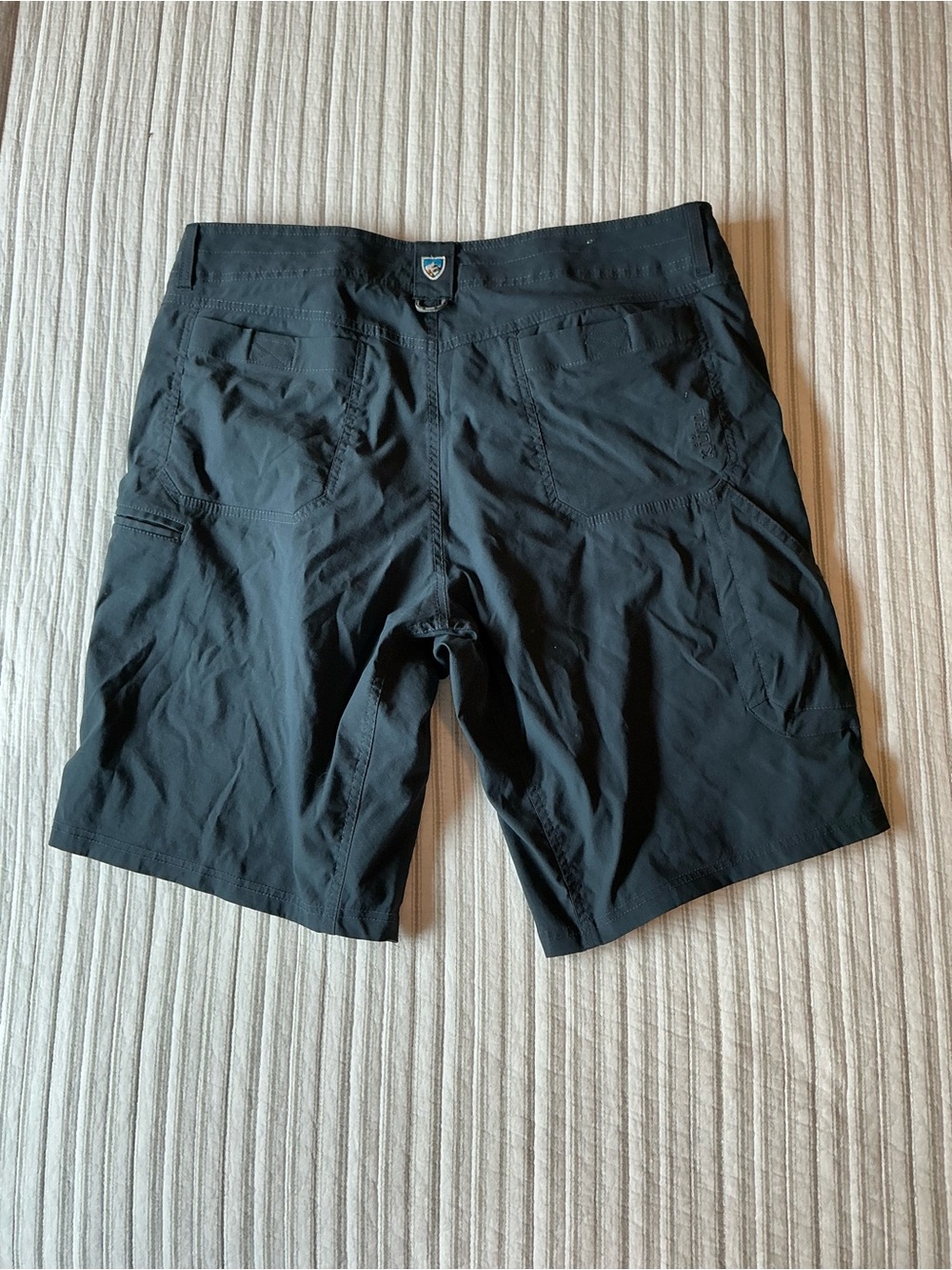 Kuhl Mens Navy Renegade Shorts Sz 38